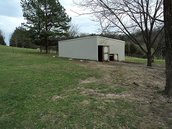 Horse/Livestock Barn