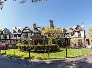 99 Westcliff Rd, Weston, MA 02493