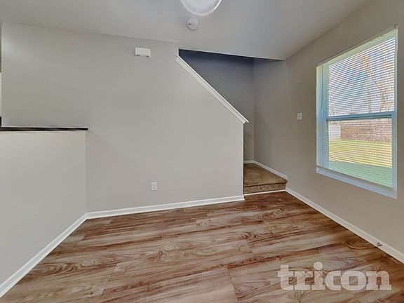 4th image of 855 Bitting Hall Cir