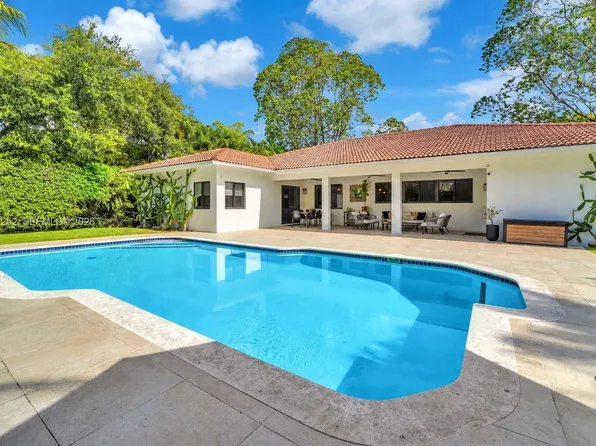 6466 SW 84th St, Miami, FL 33143