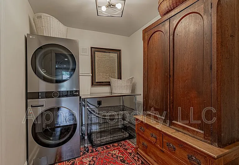 804 N Weston St — Photo 19