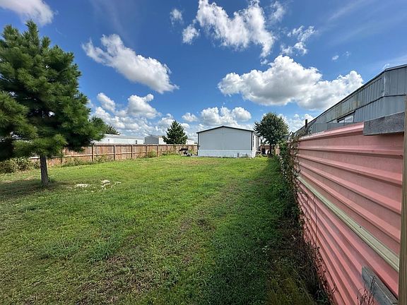 2nd image of 527 Road 5603