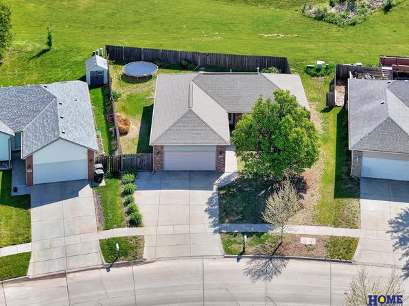 7220 S 21st St, Lincoln, NE 68512