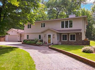 1317 Blackberry Ln, Stevens Point, WI 54482