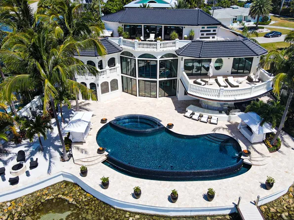 1615 Thumb Point Drive, Hutchinson Island, FL 34949