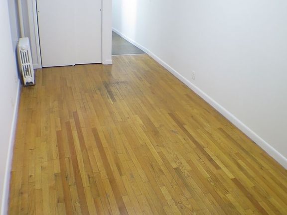 2nd image of 326 E 65th St #3