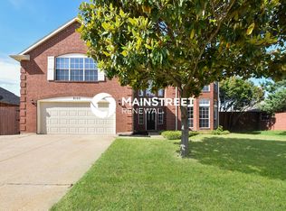8105 Fireside Dr, North Richland Hills, TX 76182