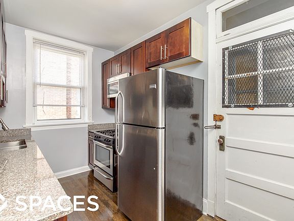 4th image of 1451 W Balmoral Ave #Unt3s