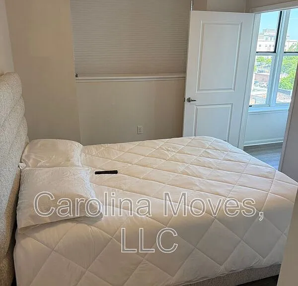 100 E Washington St #68 — Photo 22