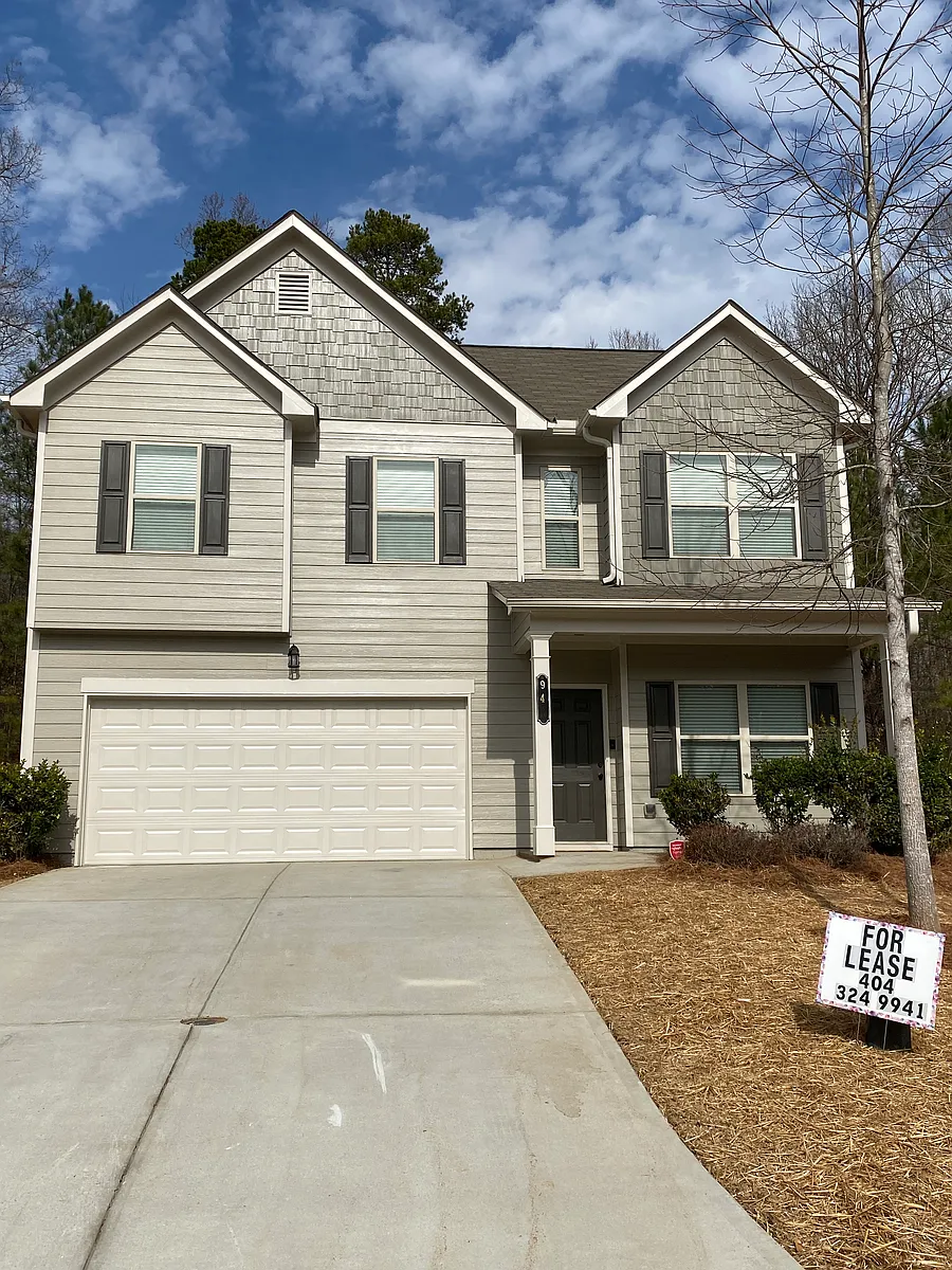 Building Photo - 999 Walnut Woods Dr
