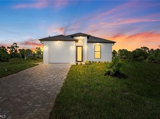 2919 Meadow Rd, Lehigh Acres, FL 33974