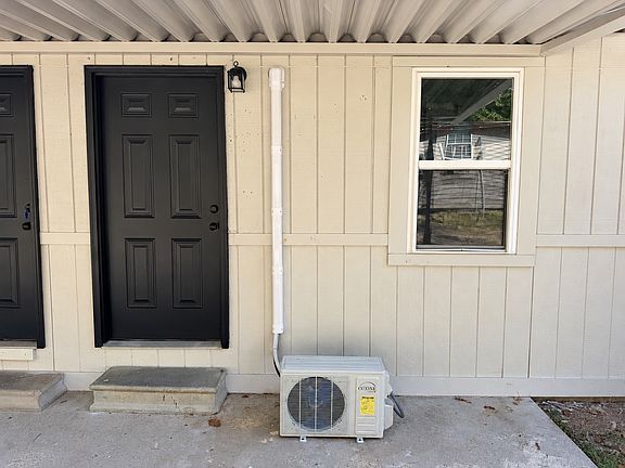 3rd image of 229 Sowder Ln Unit F