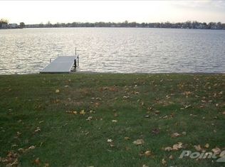 1609 Lakeview, Sylvan Lake, MI 48320