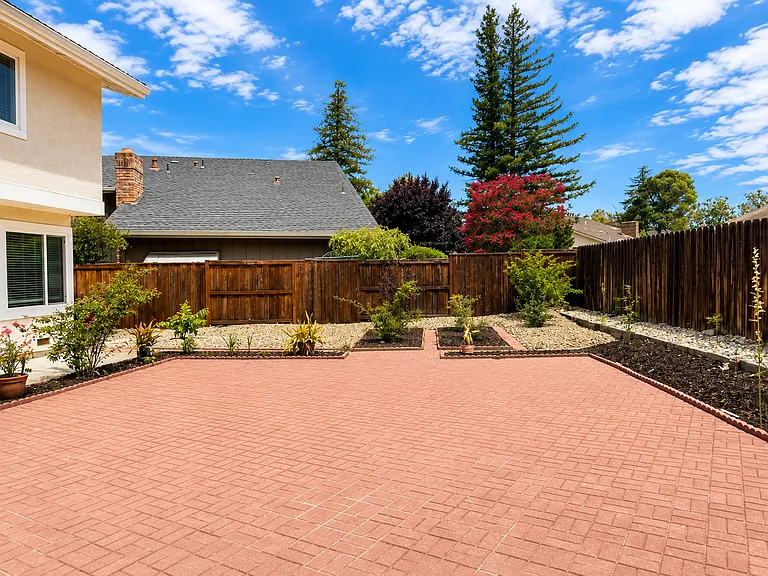 3650 Annandale Ct — Photo 21