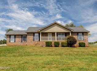 5791 Peterson Rd, Greenback, TN 37742