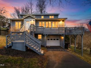 317 Sawyer Cir, Bluff City, TN 37618