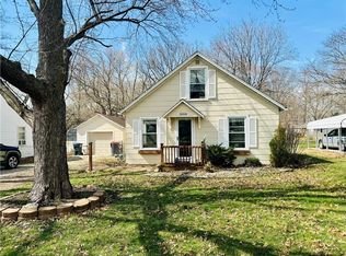 3008 N 154th St, Basehor, KS 66007