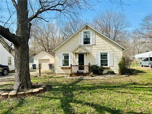 3008 N 154th St, Basehor, KS 66007