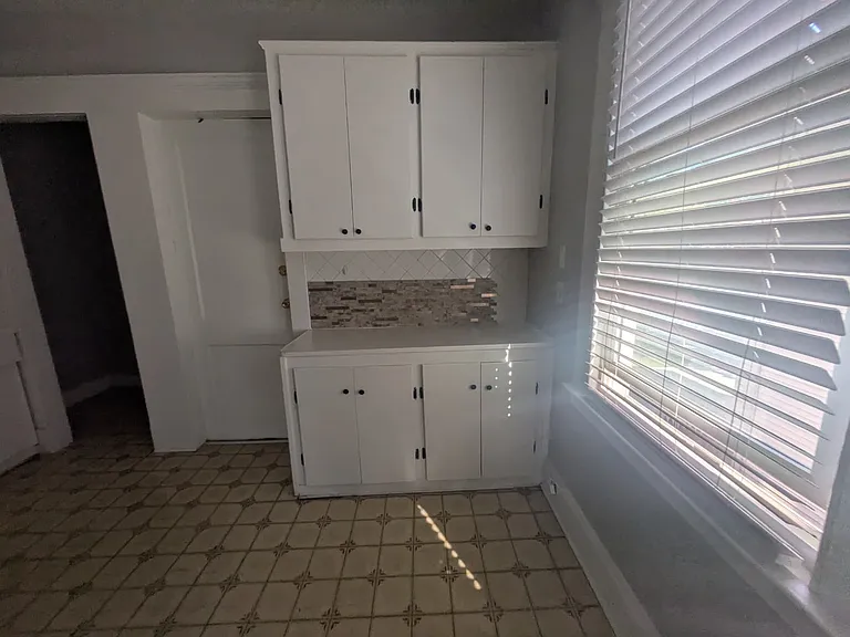 85 Hubinger St #2B — Photo 13