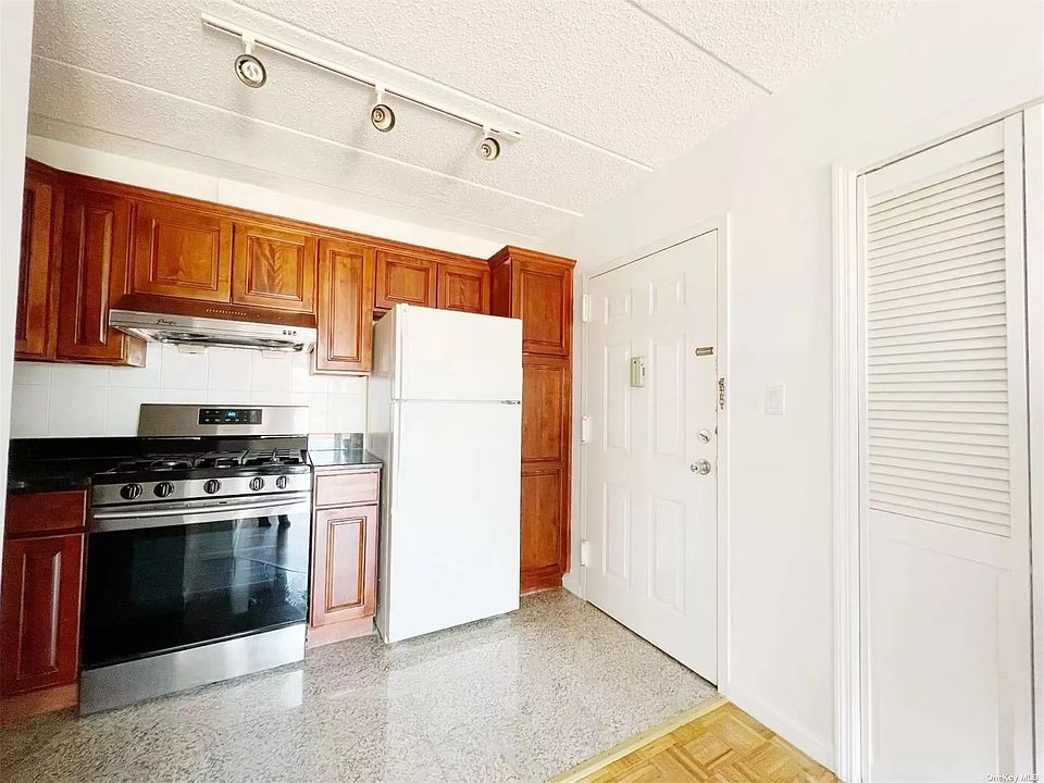 1st image of 75-58 113th St #7