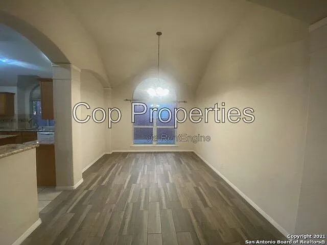 4 bed, 2.0 bath, $2,650 — Photo 3