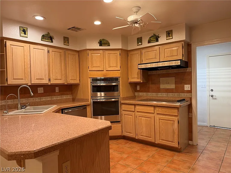 5320 Fieldstone Rd — Photo 2