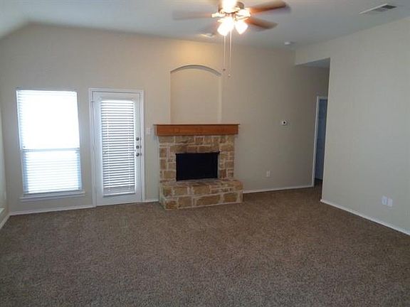 4th image of 213 Hilltop