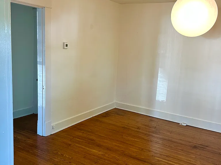 2423 Brasher Ave — Photo 5