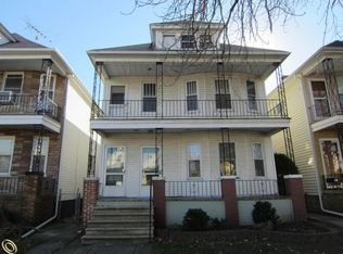 2416 Casmere St, Hamtramck, MI 48212