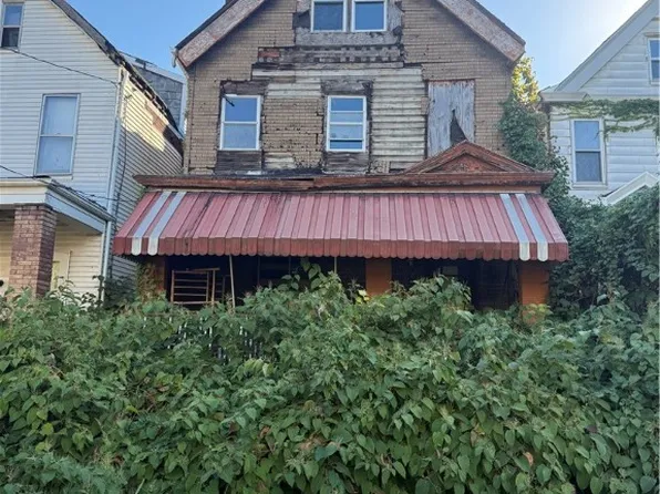 852 Inwood St, Pittsburgh, PA 15208