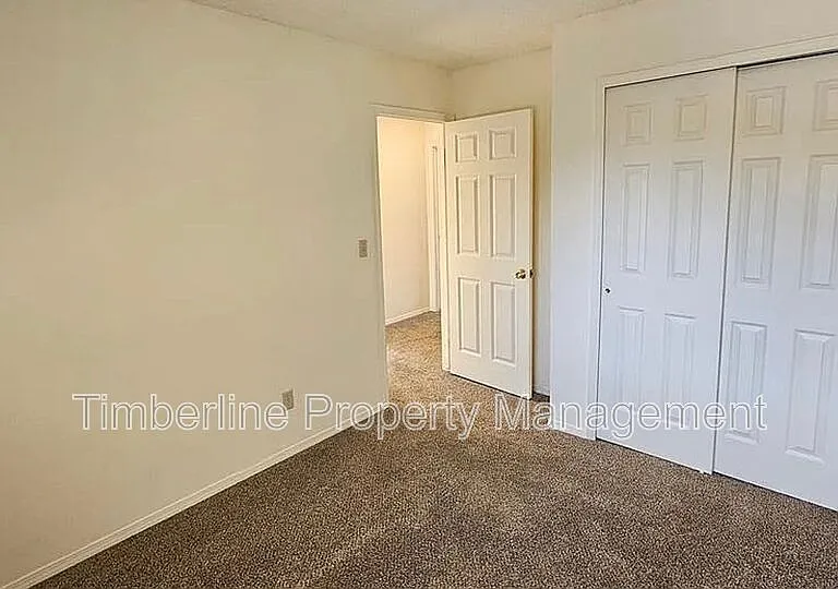 7045 Sproul Ln — Photo 17