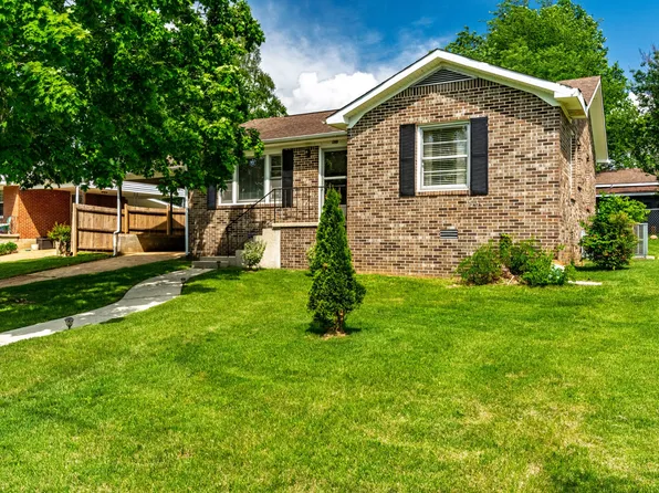 801 1st Ave, Fayetteville, TN 37334