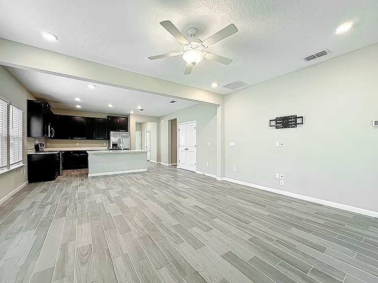 9504 Lovage Ln — Photo 14