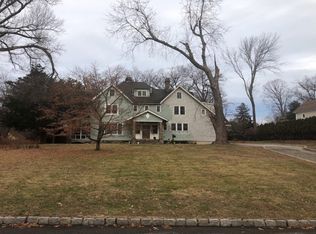 55 Hillcrest Rd, West Caldwell, NJ 07006