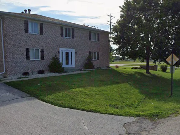 105 Carriage Way, Palmyra, WI