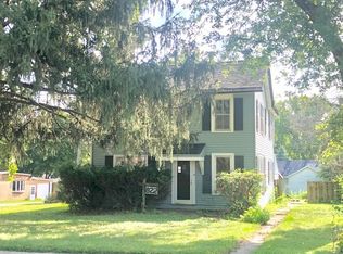 822 4th Ave, Dixon, IL 61021