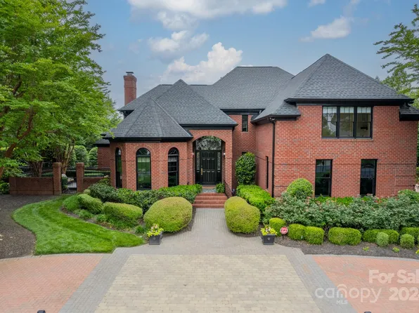 4328 Cameron Oaks Dr, Charlotte, NC 28211