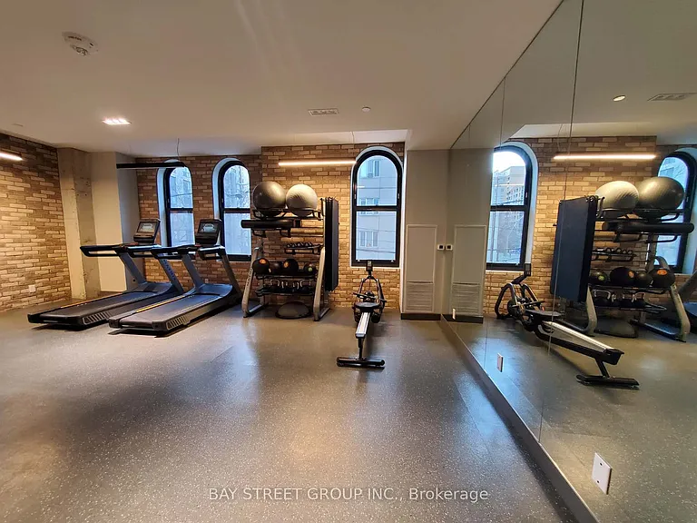 47 Mutual St #2706 — Photo 17