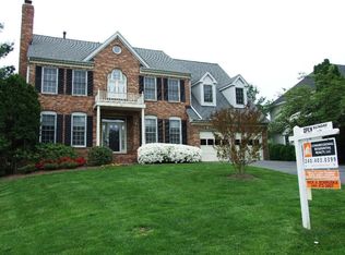 107 Argosy Dr, Gaithersburg, MD 20878