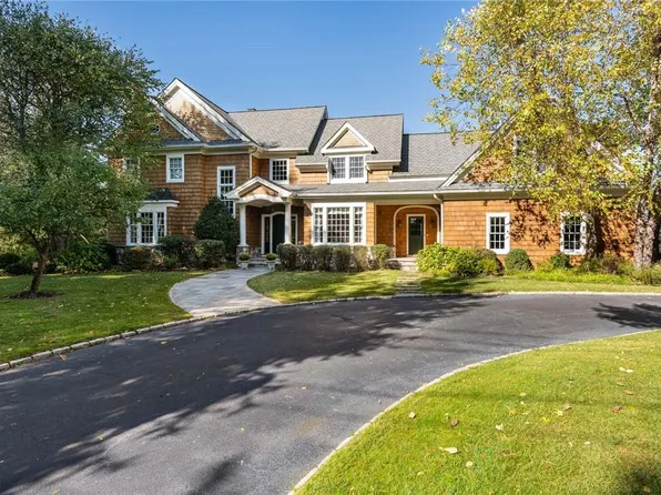 10 Upland Lane, Armonk, NY 10504