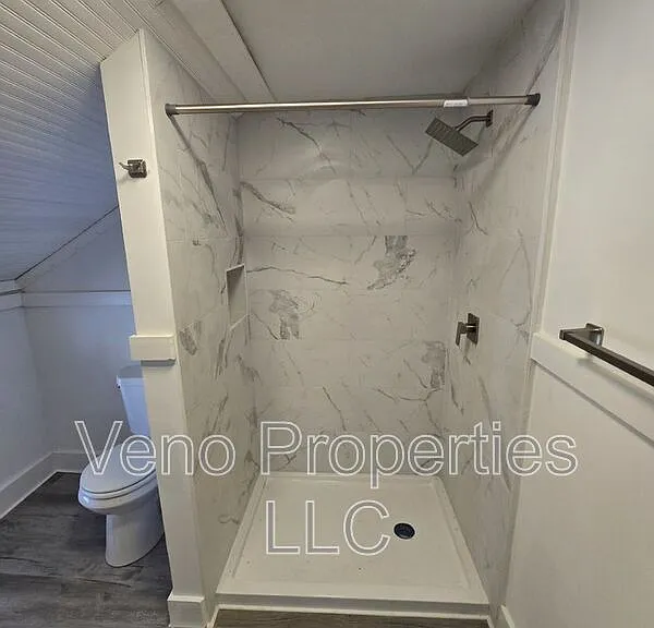 133 Bay St #A — Photo 21