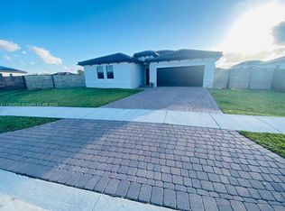 22701 SW 128th Ave, Miami, FL 33170