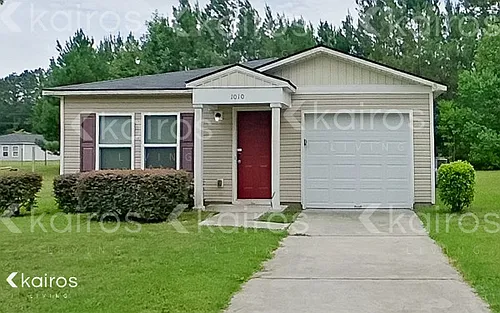 1010 E Macree Ter Photo 1