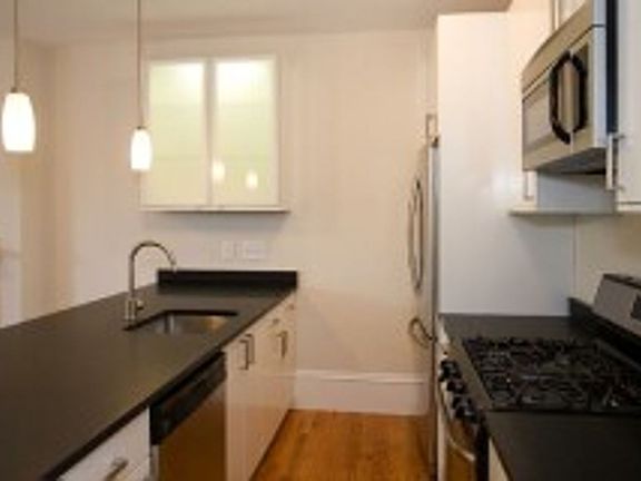 2nd image of 658 Mass Ave #5