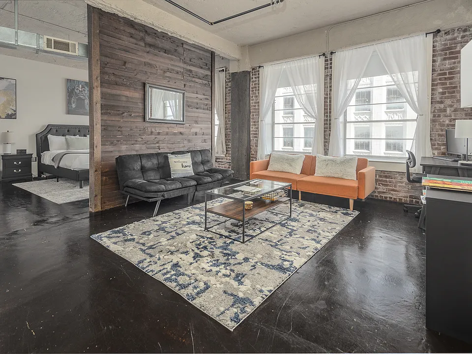 245 Madison Ave #40X
