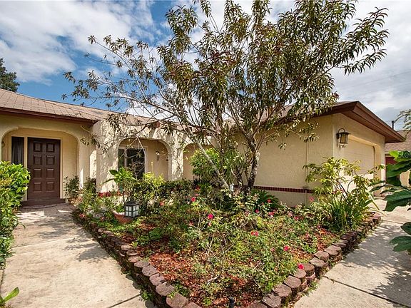 3rd image of 9009 Littleton Ct