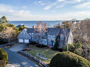 39 Littles Point Rd, Swampscott, MA 01907