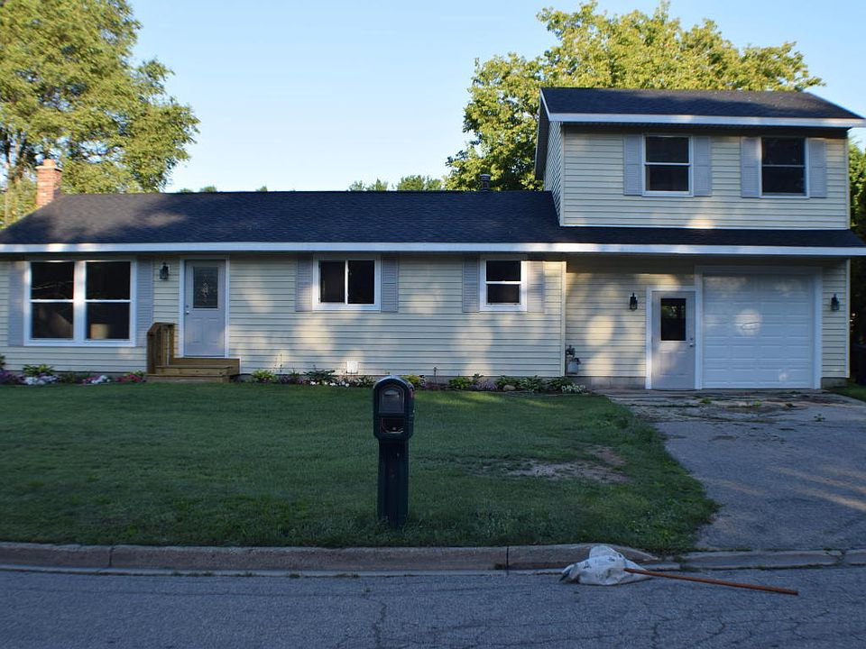 1st image of 205 Jerette Ave