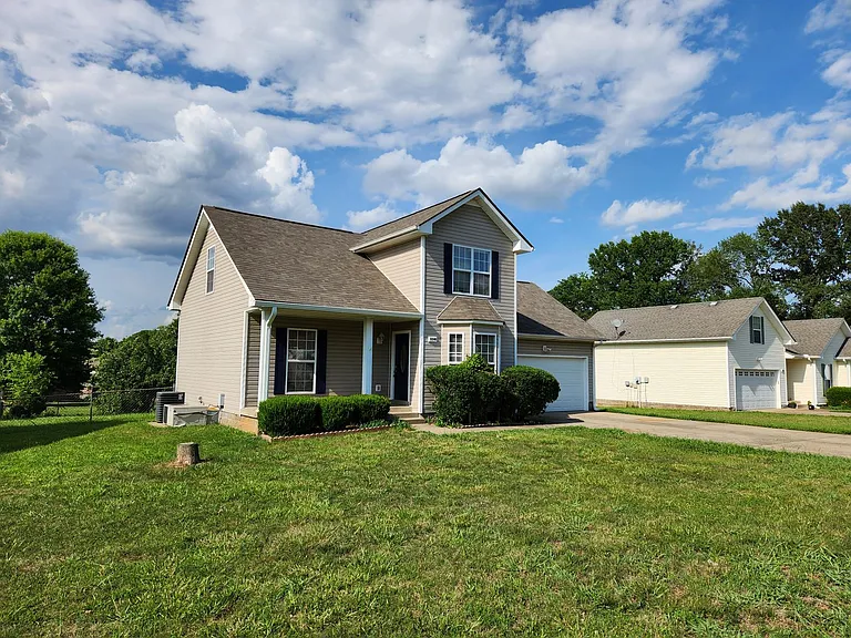 4048 New Grange Cir — Photo 3