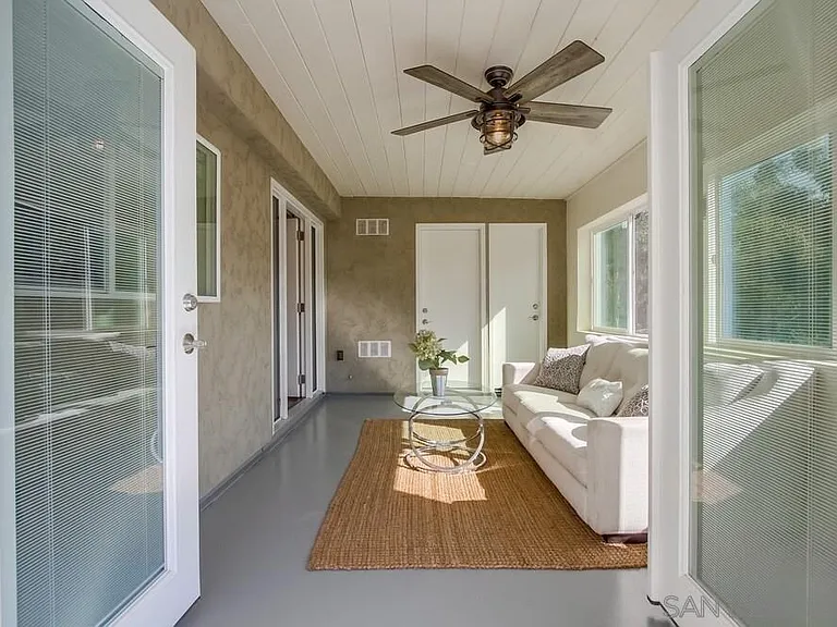 1409 Brookes Ave #B — Photo 8